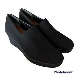 DONALD J PLINER
Pumps